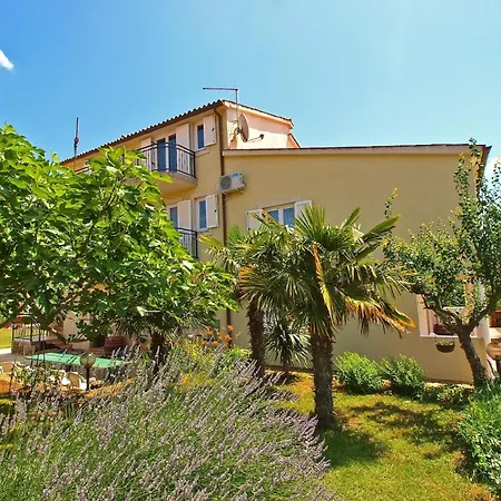 Fuer 2 Personen Ca 30 Qm In Fazana, Istrien Istrische Riviera